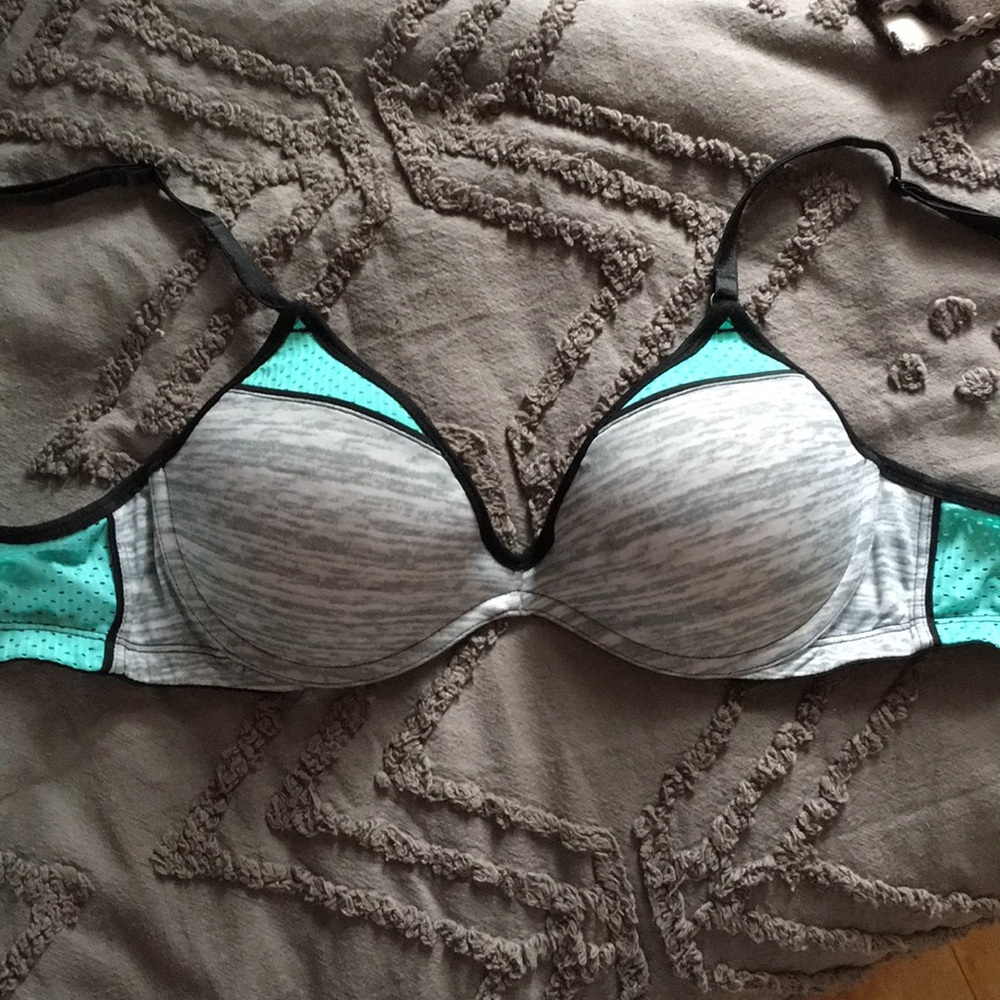 PINK Bra (Lightly lined)